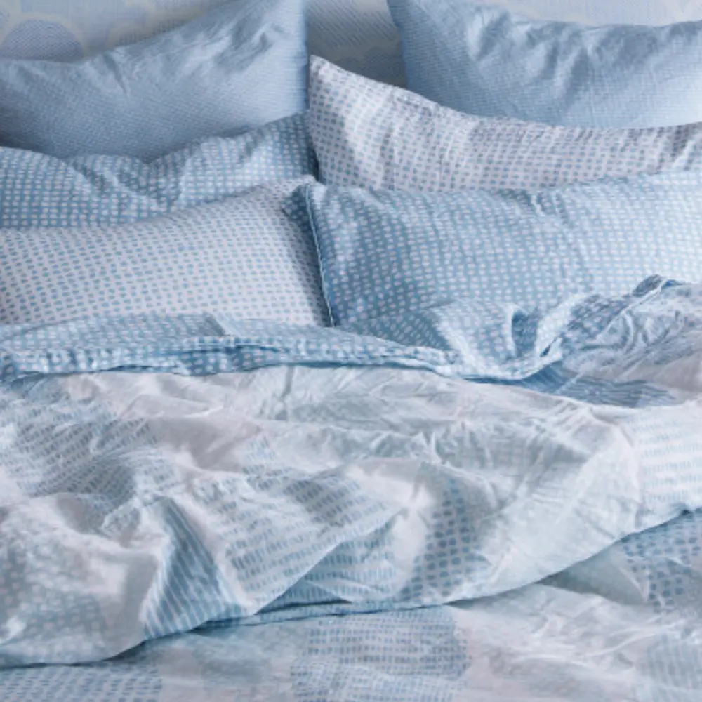 Blue bedding set